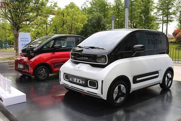 小型電動汽車新寶駿E300Plus成年輕人購車新選擇